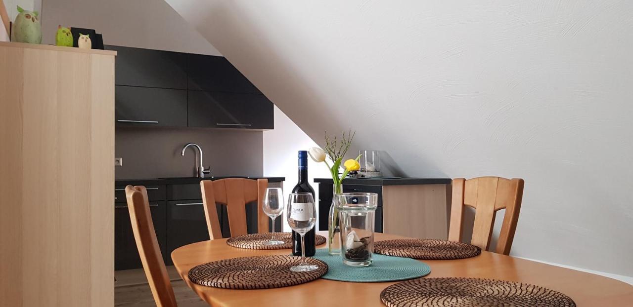 Ferienwohnung Weingut Schunck Leinsweiler Exterior foto